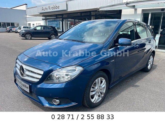 Mercedes-Benz B 180 - NAVI,PANORAMA,AHK,ALU, KLIMA,SITZHEIZUNG