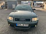 Audi A4 S Line quattro - Audi A4 aus 2002: Line