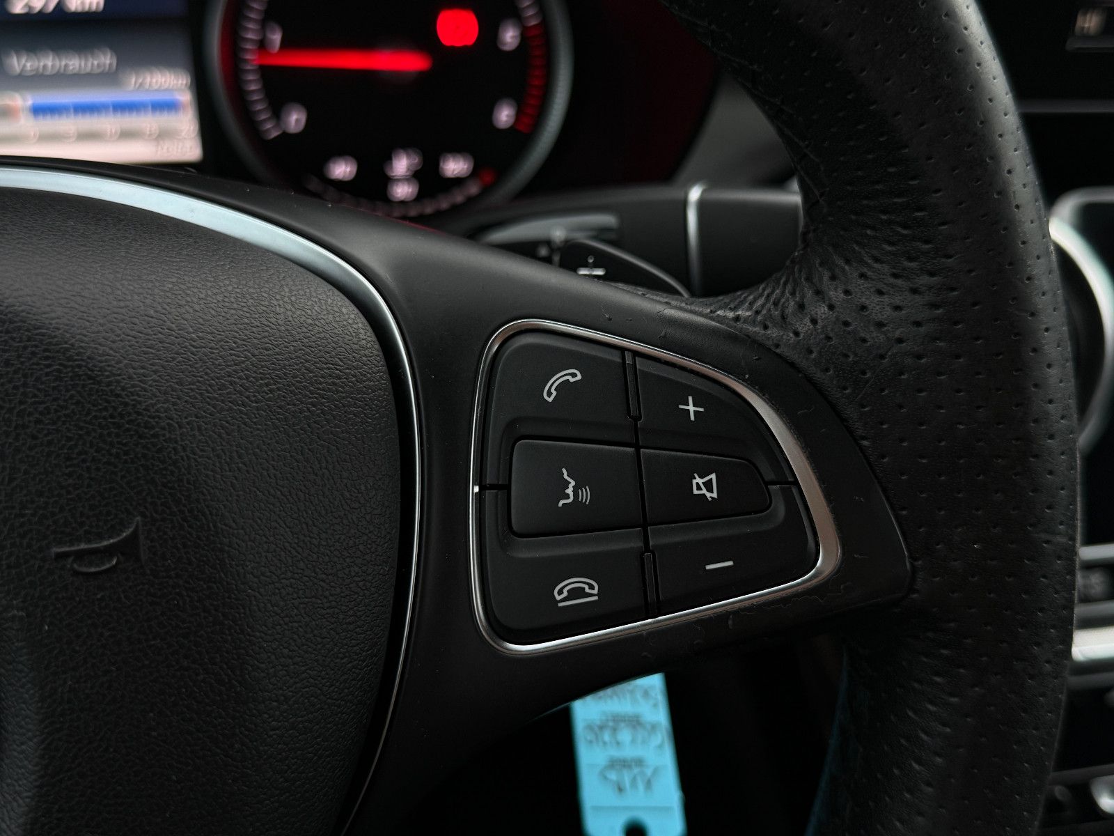 Fahrzeugabbildung Mercedes-Benz GLC 220d 4Matic 9G Exclusive GRA Nav LED SHZ PDC