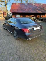 Mercedes-Benz E 300 de Autom. - - Mercedes-Benz E 300 in Bremen