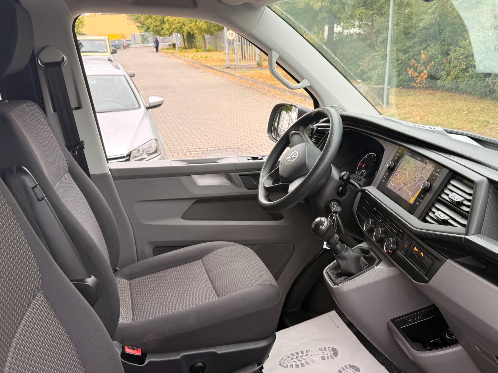 Volkswagen T6.1 2.0 TDI Transporter Kasten FWD*GR.NAVI*PDC*