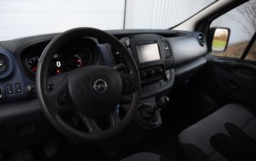 Opel Vivaro - 9