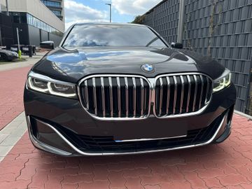 BMW 730 - 2