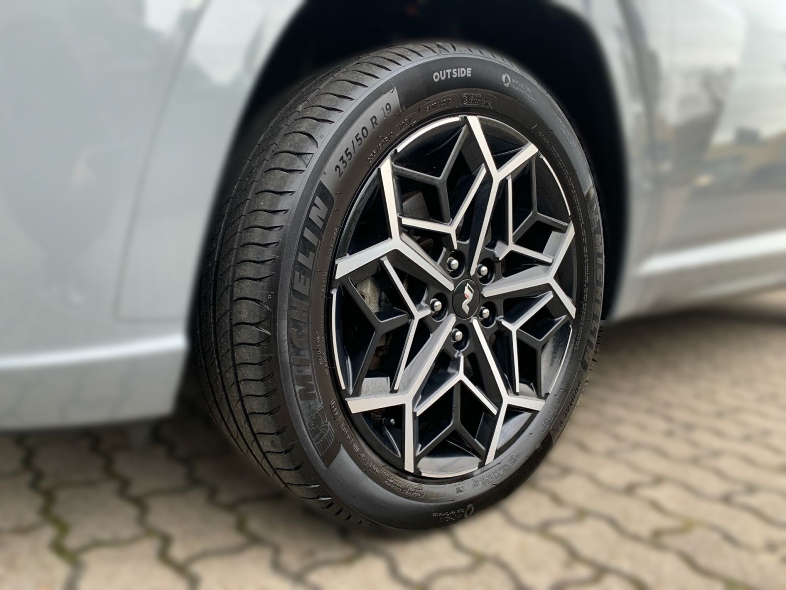 Fahrzeugabbildung Hyundai TUCSON 1.6 T-GDI N Line Plug-In Hybrid 4WD ECS