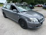 Toyota Avensis 2.0 D-4D C Kombi Klimaaut - Toyota Avensis aus 2003: Kombi