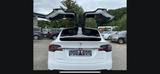 Tesla Model X Long Range 6Sitzer Neu Batterie - weiße Tesla Model X