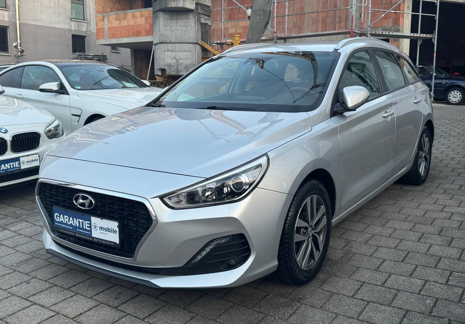 Hyundai i30 cw Trend|NAVI|PDCAHK|SHZ|KAMERA