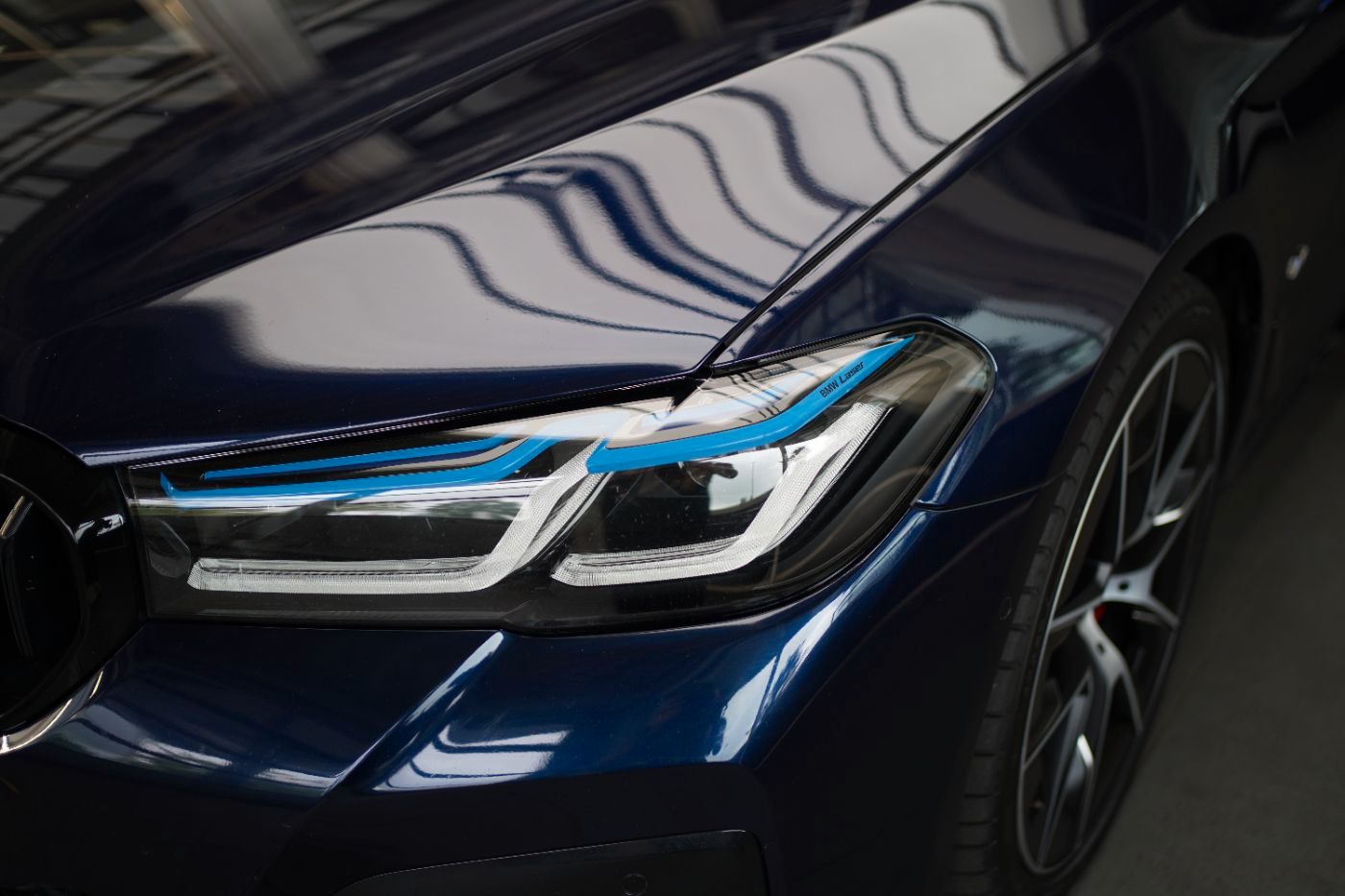 Fahrzeugabbildung BMW 540d xDri M-Sport Laserlicht+Glasdach+Standheiz+