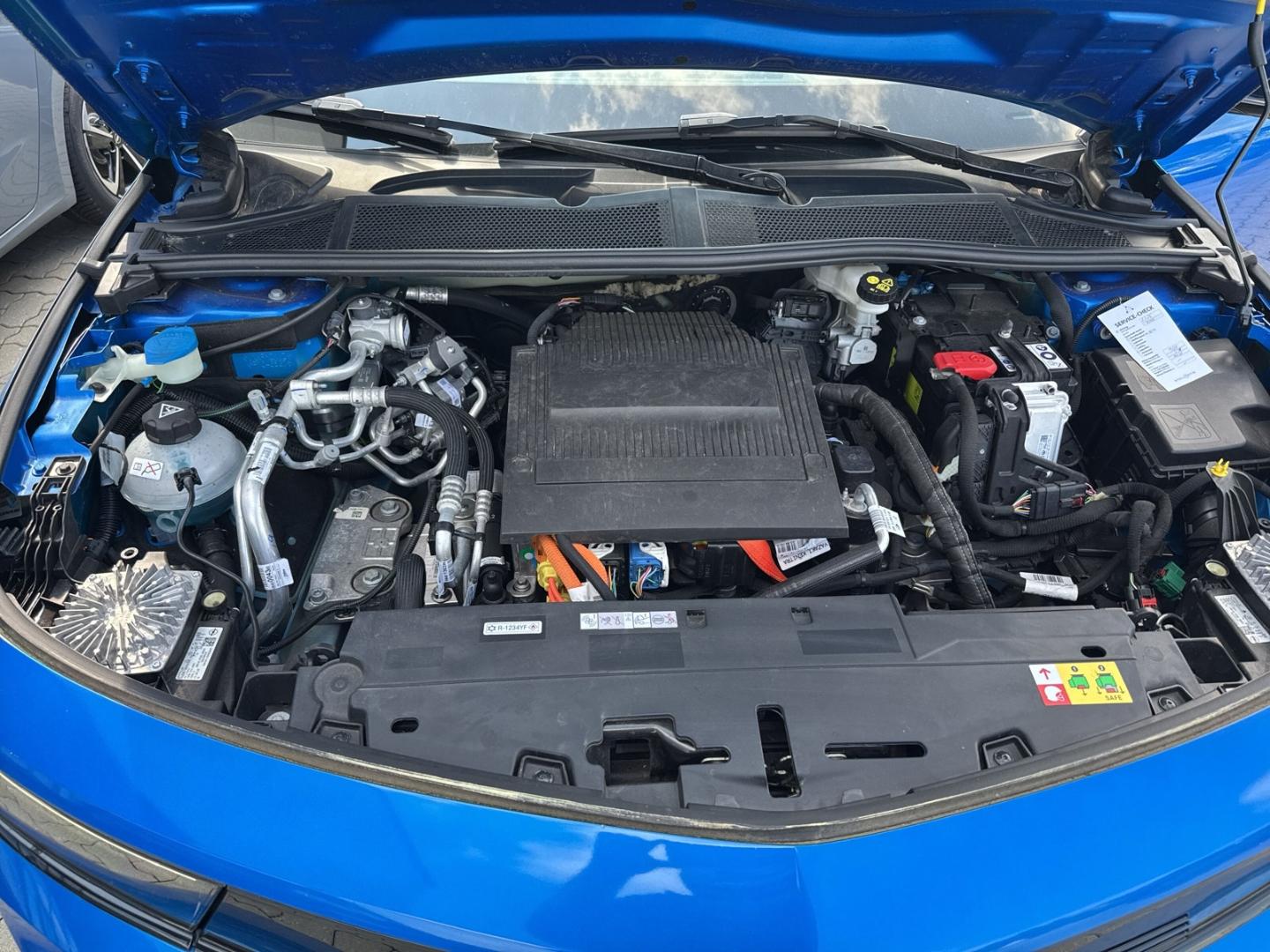 Opel Astra Electric GS Alcantara 360° ACC Pano Navi