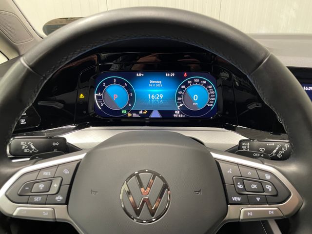 Golf VIII Variant Life 2.0 TDI DSG SHZ APP LED