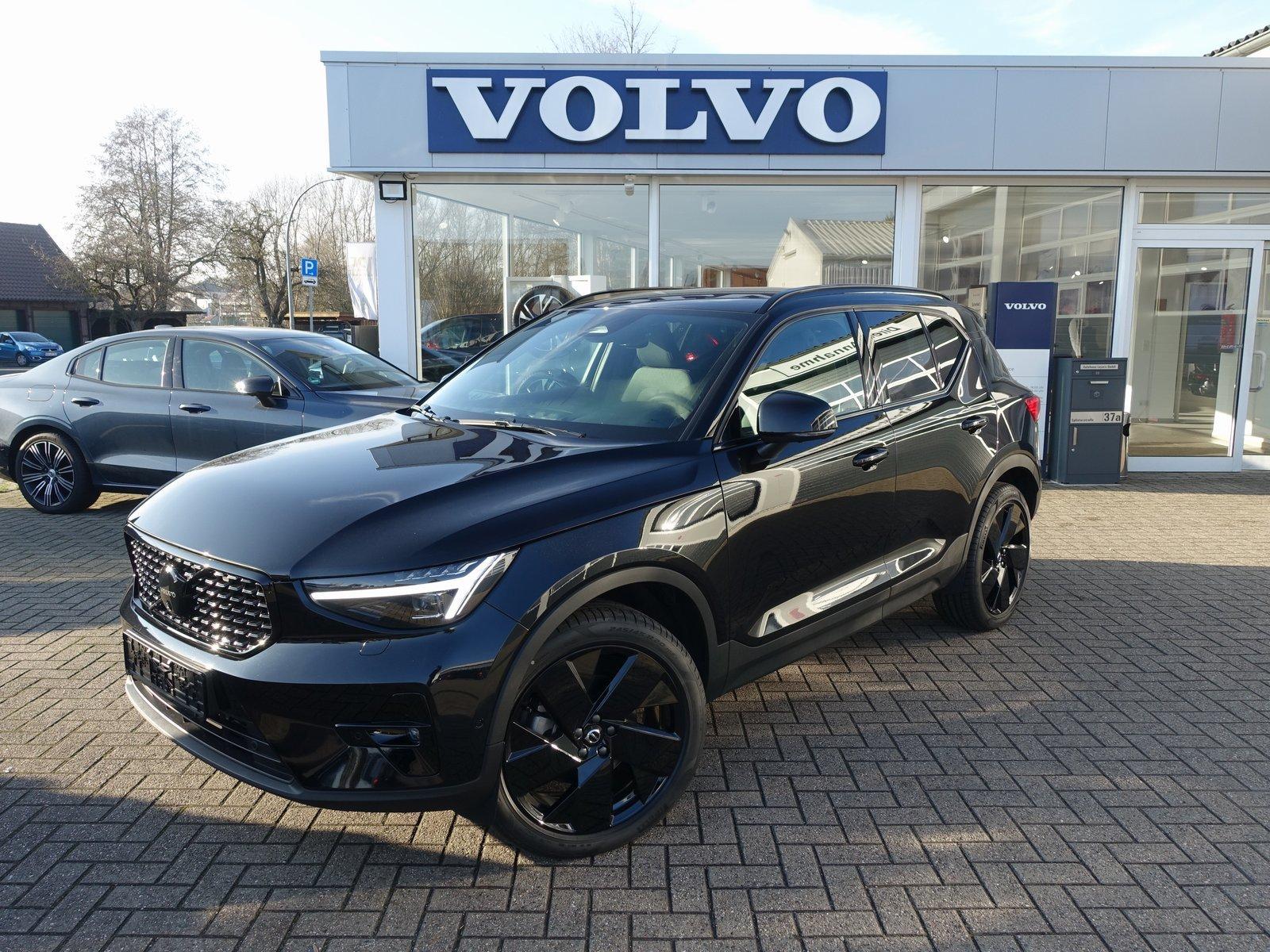 Volvo XC40 Black Edition Plus B3/360°/H&K/Memory/BLIS