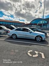 Mercedes-Benz Mercedes E 200 - Mercedes-Benz E-Klasse mit CNG-Antrieb: Automatik