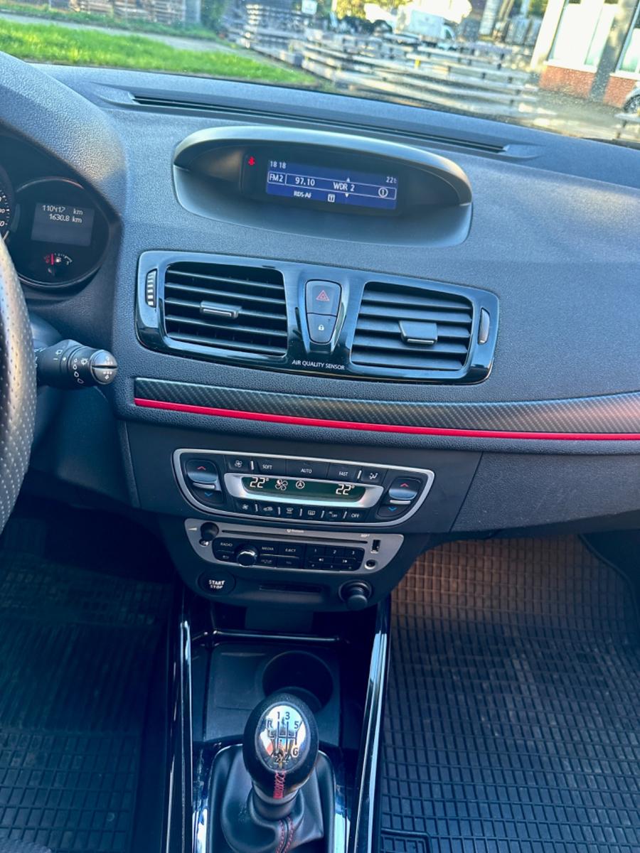 Renault Megane 3 Rs Trophy 265ch - CT récent - Carnet entretien - Courroie changée - 8 pneus - Freins neufs