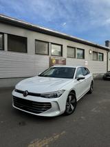 Volkswagen Passat 2.0 TDI SCR DSG Elegance Elegance