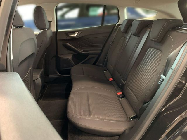 Focus Tunier 1.0 Eco Boost Titanium LED+KAMERA+N