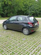 Toyota Yaris 1,33-l-Dual-VVT-i Life Life - Toyota Yaris: 1.3
