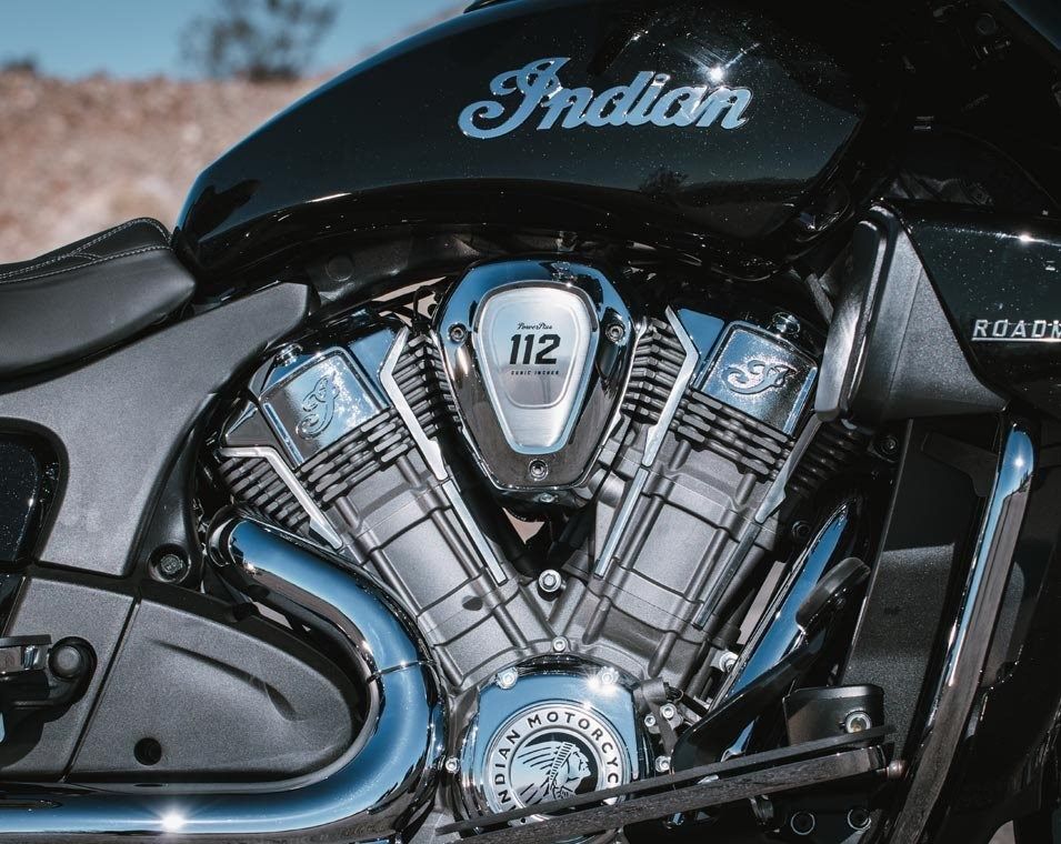 Fahrzeugabbildung Indian Roadmaster Powerplus Dark Horse with 112