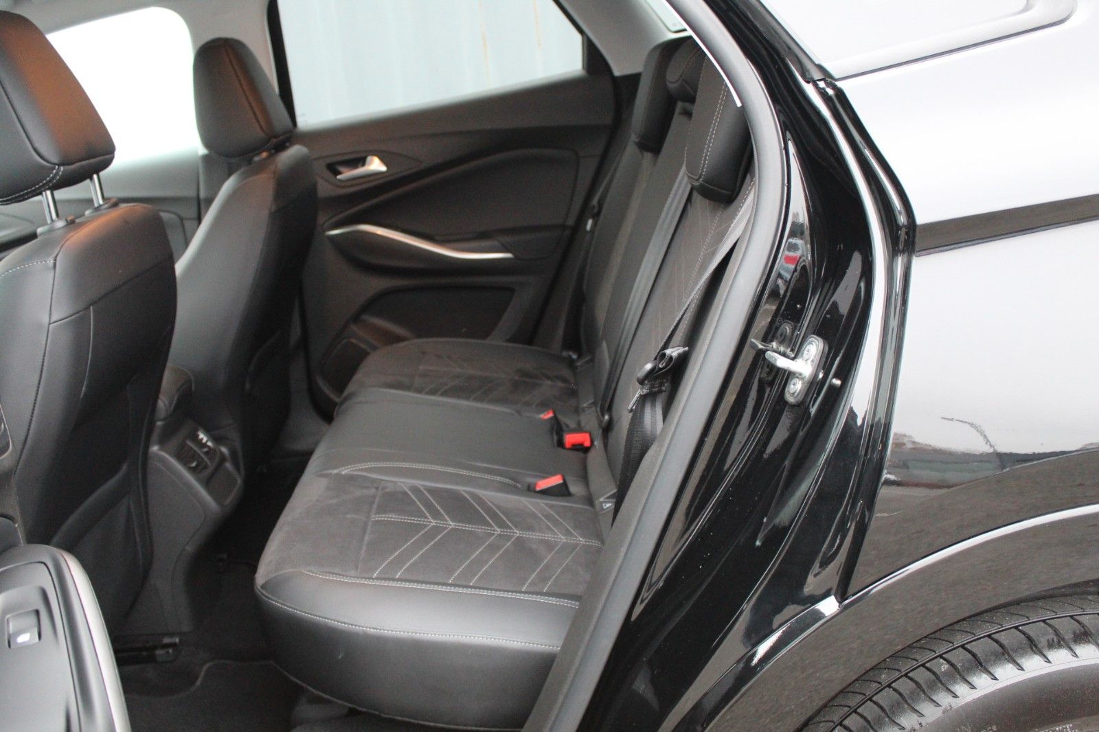 Fahrzeugabbildung Opel Grandland Elegance Navi*AHK*Intellilux