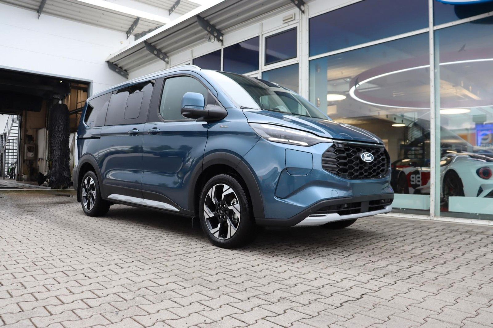 Ford Tourneo Custom Active PHEV 340/L1 3,99 % FIN*