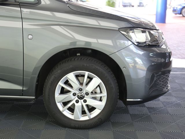 Volkswagen Caddy Maxi 1.5TSI DSG NAVI ACC ROLLSTUHLRAMPE