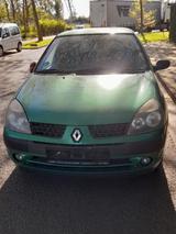 Renault Clio RT 1.2 RT - Renault Clio Rt mit Benzin-Antrieb