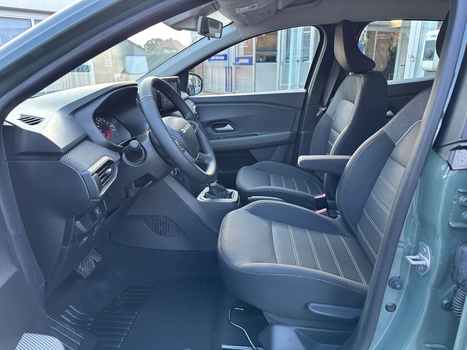 Fahrzeugabbildung Dacia Sandero Stepway Expression CVT LED/PDC/Carplay