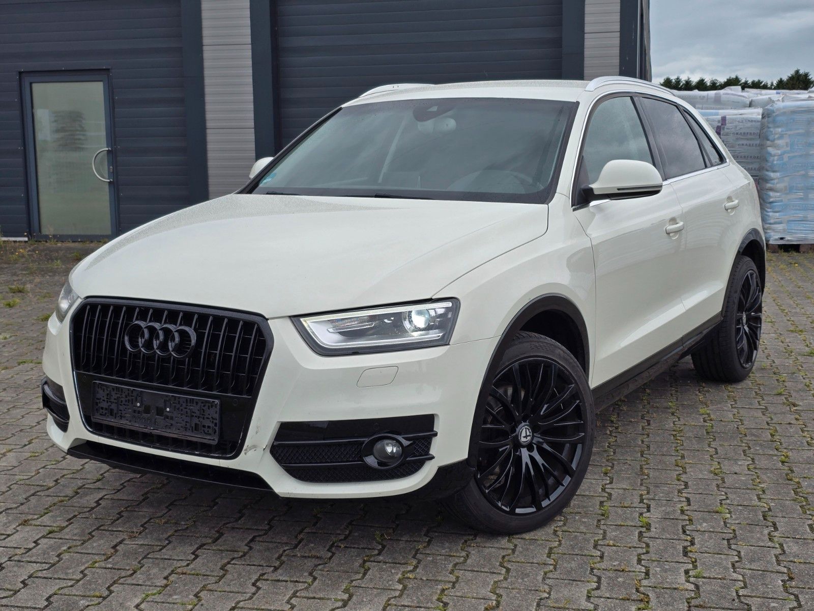 Audi Audi Q3 2.0 TFSI quattro S-Tronic Navi Kamera Tüv 