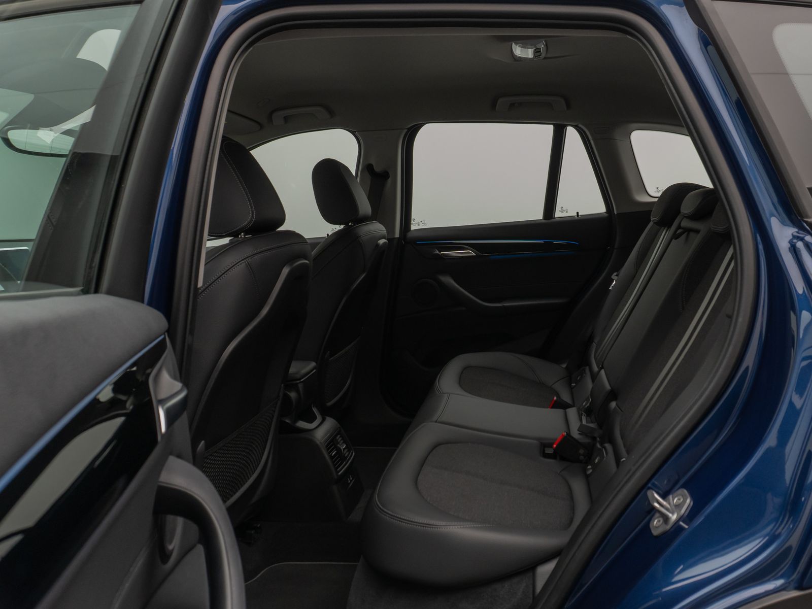 Fahrzeugabbildung BMW X1 xD25e Sport Line Kamera DAB Geschwindigkeitsr