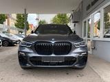 BMW X5 xDrive 45 e M Sport/AHK/Pano/Leder/Driving A - BMW X5 Gebrauchtwagen in Stuttgart