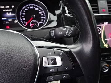 Fotografie 26 des VW Golf Variant VII 2.0 TDI Highline*AHK*LED*SHZ*Al