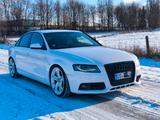 Audi A4 3.0TDI Quattro S-Line 300PS LEGAL TÜV-28 - Audi A4 aus 2010 mit Diesel-Antrieb: Limousine