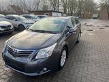 Toyota Avensis Kombi 2.0 D-4D*Kamera*Navi.*SHZ*AHK* - Toyota Avensis Gebrauchtwagen in Hamburg