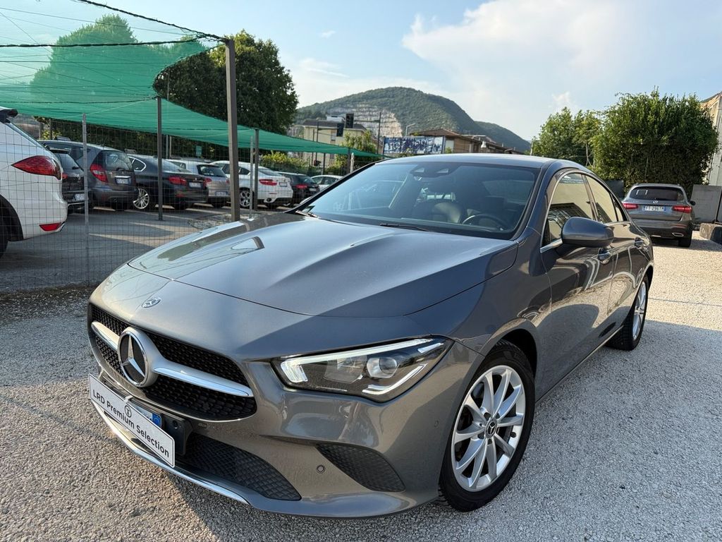 Image of Mercedes-Benz CLA 180