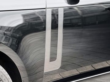 Land-Rover Range Rover - 12