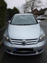 Volkswagen VW Golf Plus 1.6 Tour aus Familienbesitz - : Van, Familien