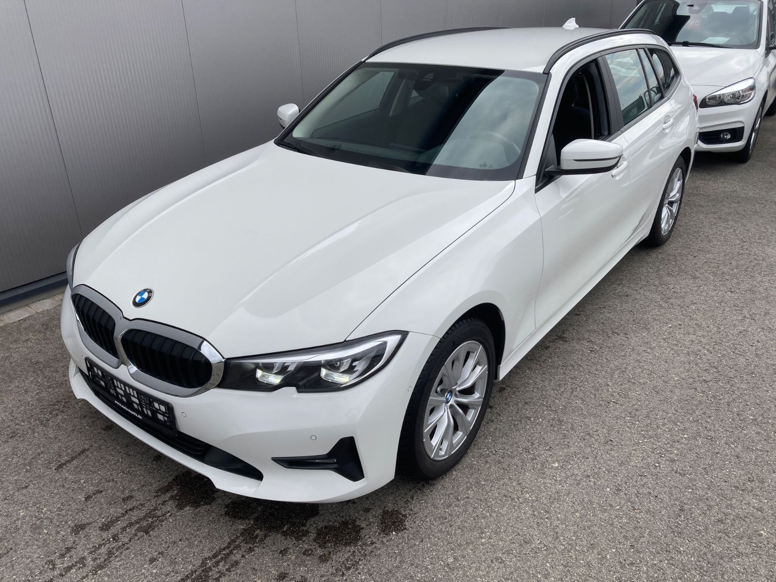 BMW 320d Touring *PDC*LED*Sitzheizung* foto 4