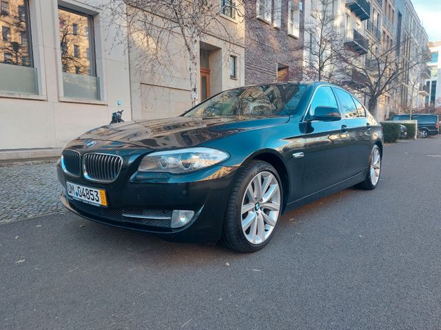 BMW 525d, Komfort sitze, Head Up, 19 zoll Alufelgen 