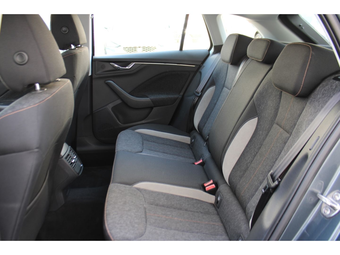 SKODA Scala Style 1.0 TSI LED GRA CarPlay StHzg DAB PD - Image 8
