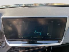 PEUGEOT 2008 1.2  Navi Kamera Sitzheizung AHK