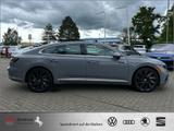 Volkswagen Arteon 2.0 TSI 4M R-Line TAGESZUL 62 % unter UPE - Volkswagen Arteon mit Benzin-Antrieb: Limousine, Automatik