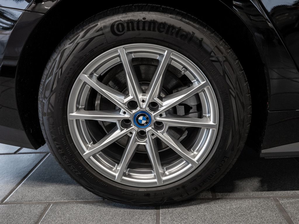BMW i4 - Bild 13