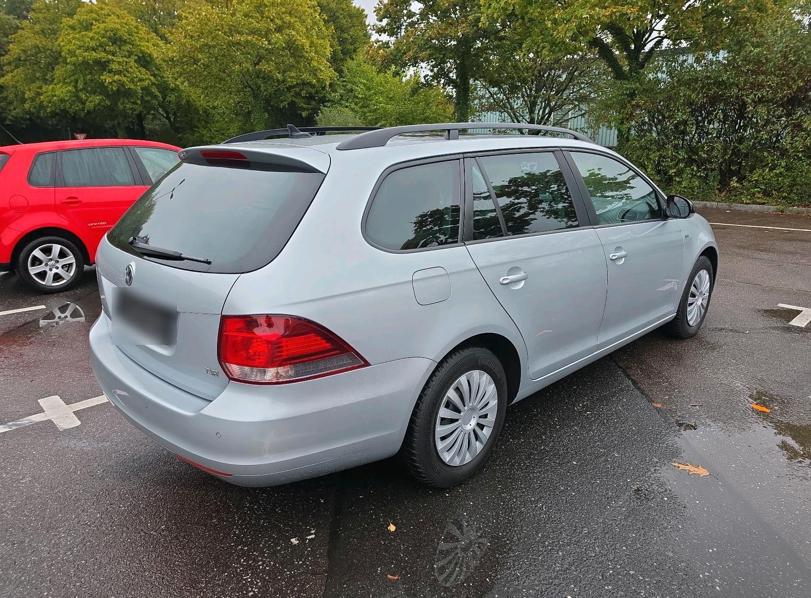 Volkswagen Golf 2013 — engine 105 HP (77kW)