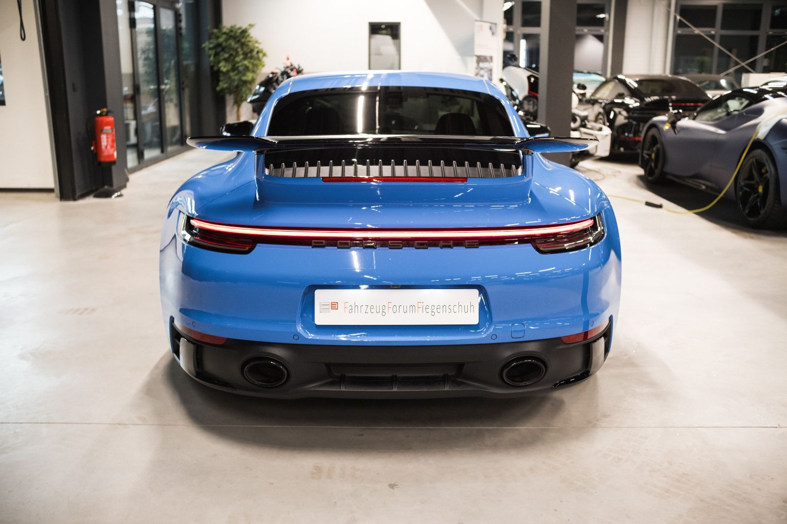 Fahrzeugabbildung Porsche 992/911 Carrera 4 GTS-Lift-BOSE-PDK-Inno Drive