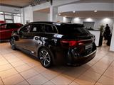 Toyota Avensis Touring Sports Team D 1.8 VVT-i - Toyota Avensis Team mit Benzin-Antrieb