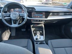 Fahrzeugabbildung Audi A3 35TFSI S line S-tronic VIRTUAL LED NAVI 1.HD