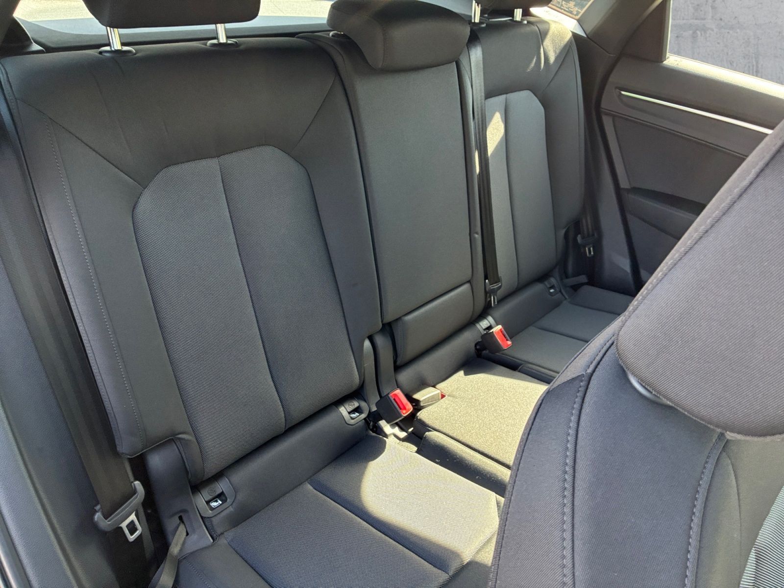 Audi Q3 Sportback 35 TFSI LED NAV SHZ DAB 2xPDC LM17 foto 16