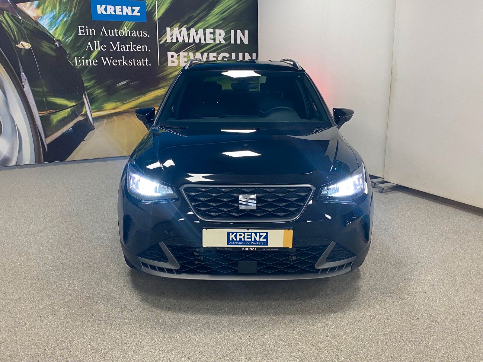 Fahrzeugabbildung SEAT Arona FR 1.0 TSI+NAVIGATION+ALLWETTER+WIRELESS+