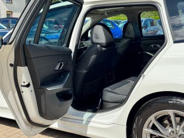 BMW 318 - 12