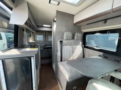 Pössl Summit Shine 600 L  | Premium & Assistenz Paket*