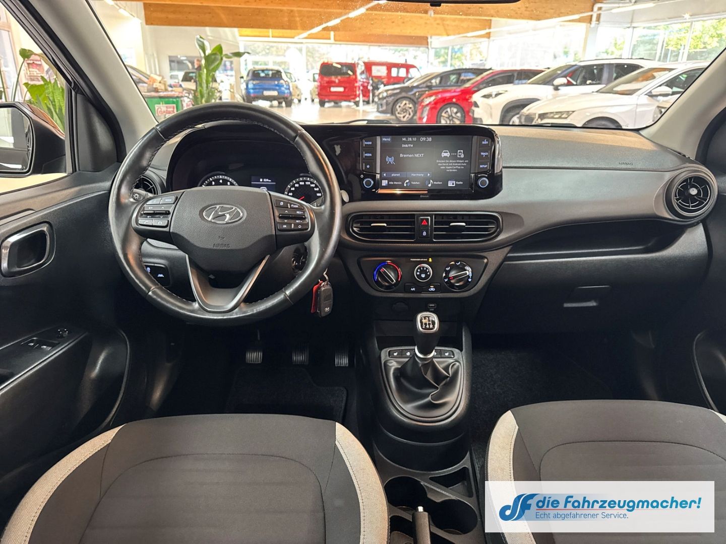 Fahrzeugabbildung Hyundai i10 Trend Navi Apple CarPlay Android Auto Musiks